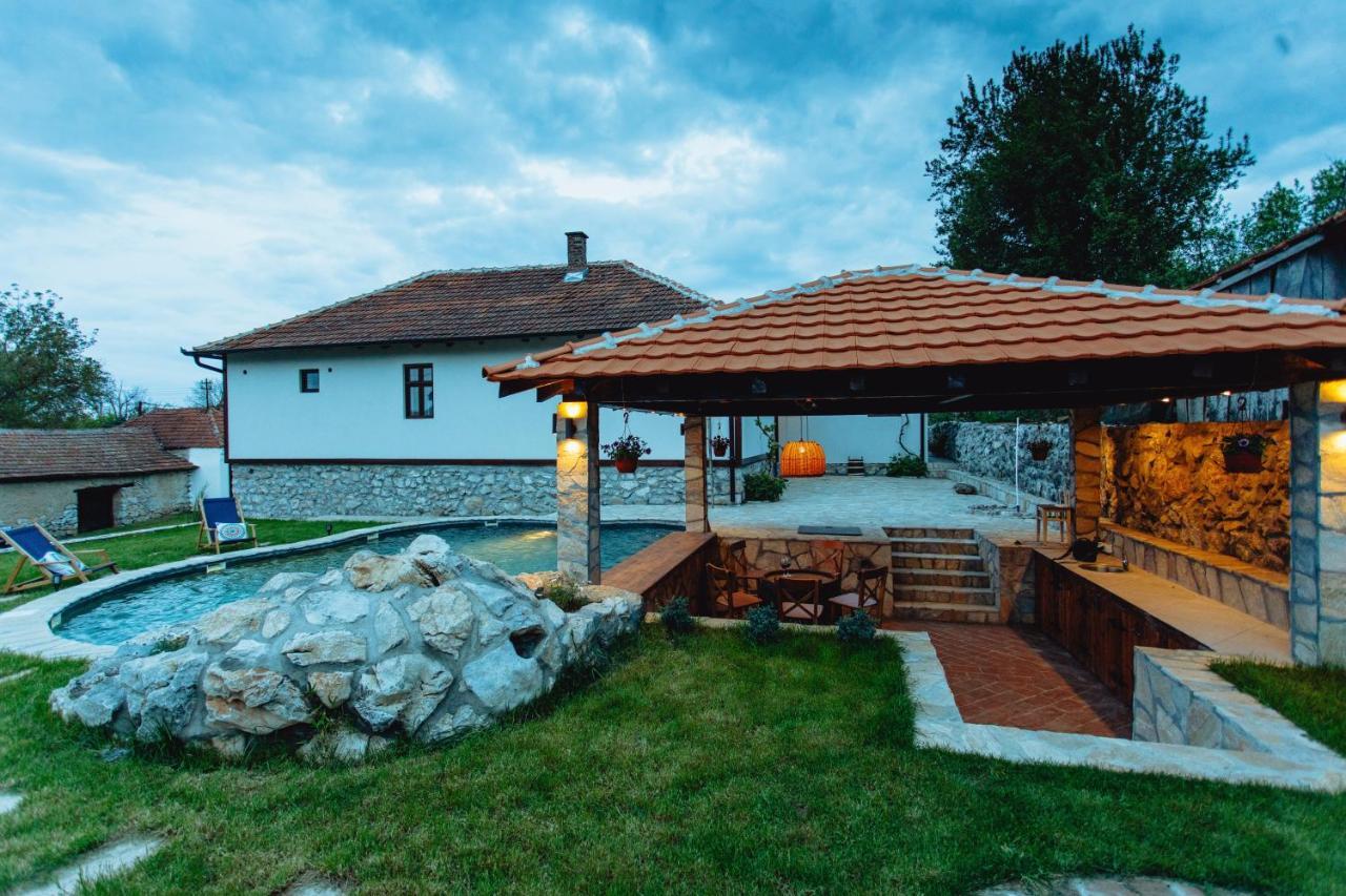 Onomad Apartment Boljevac Bagian luar foto